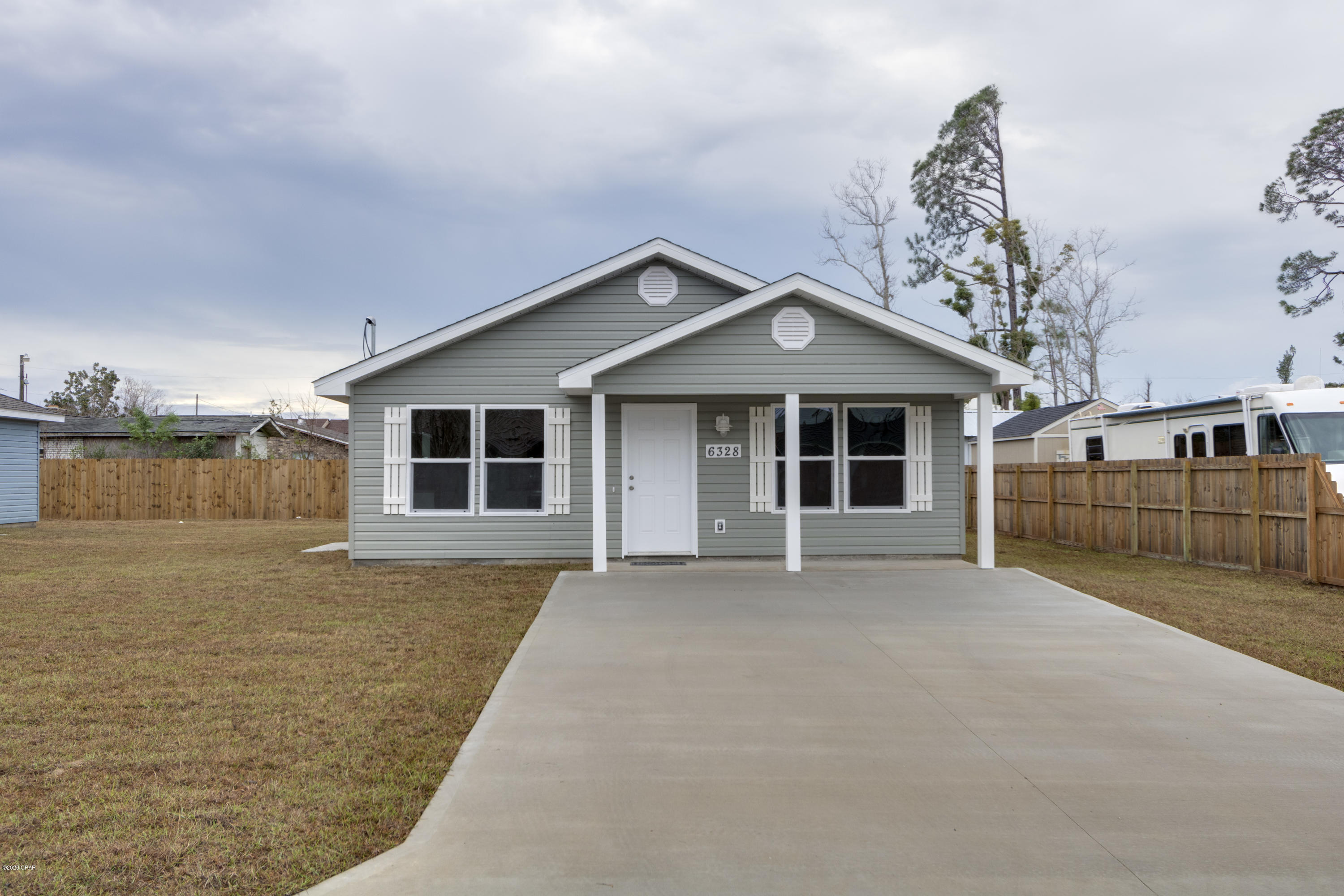 Property ID 692841