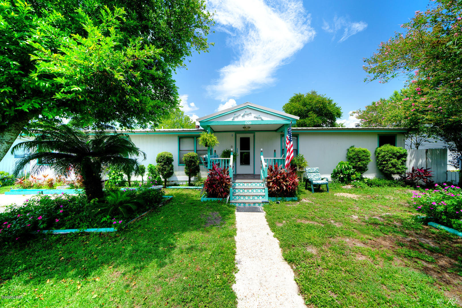 Property ID 699811