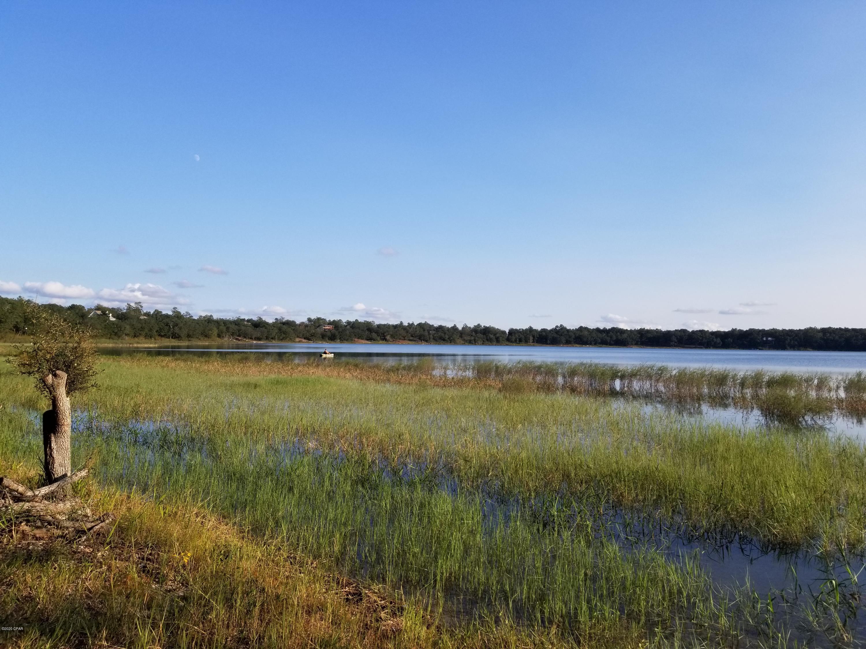 Leisure Lakes Homes for Sale and Real Estate in Chipley, Florida