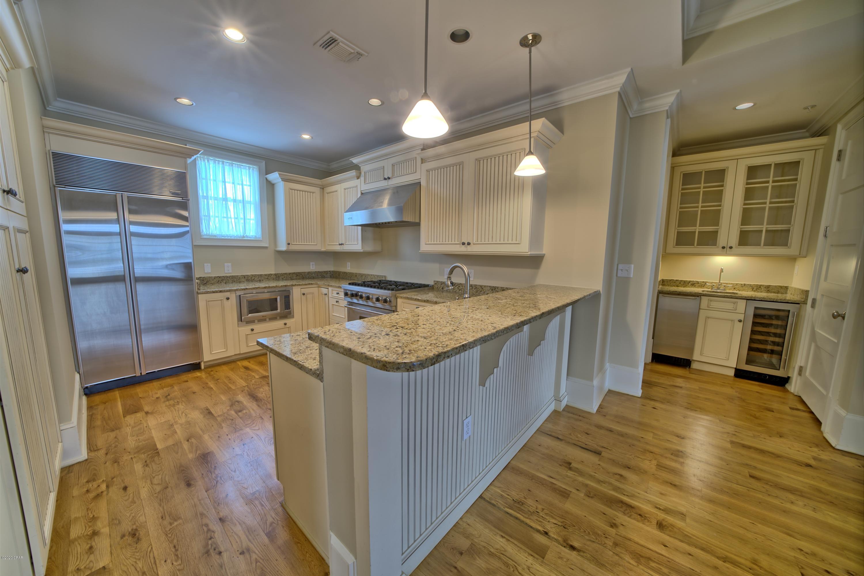 Property ID 698894