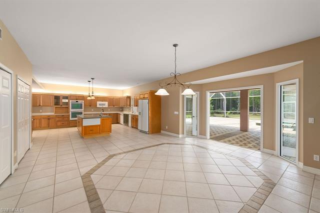 12382 Honeysuckle RD gallery image #12