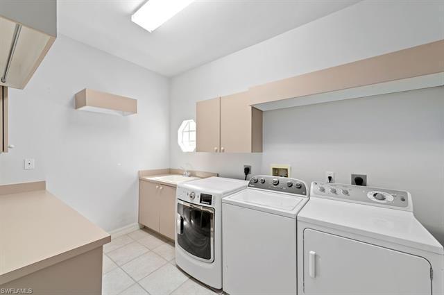 12382 Honeysuckle RD gallery image #33