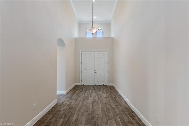 12758 Dundee LN Naples, FL 34120 photo 2