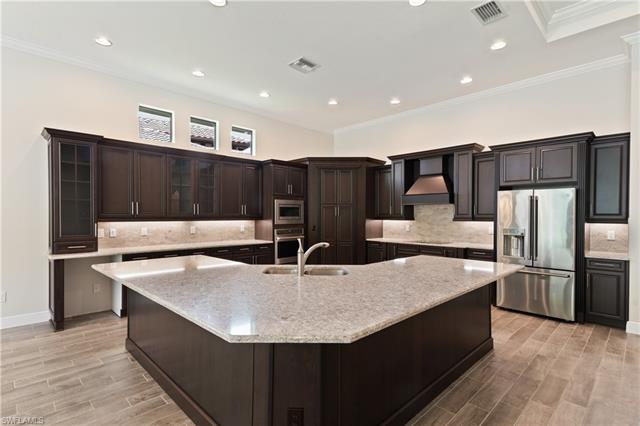 12758 Dundee LN Naples, FL 34120 photo 8
