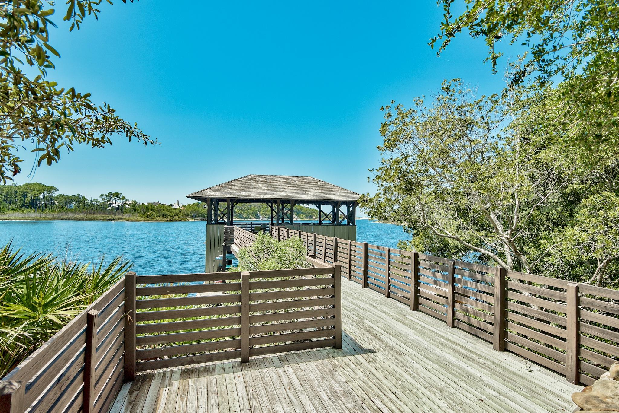 Property ID 824217
