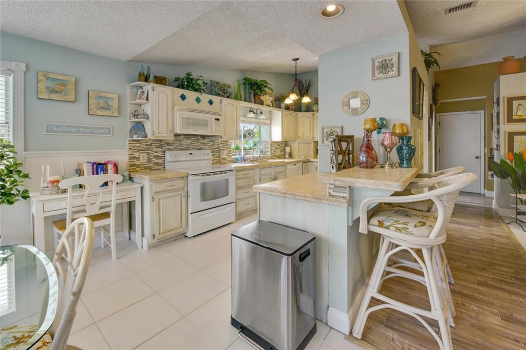 3247 NE Kapok, Jensen Beach, FL, 34957