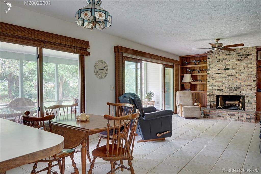 781 NE Town, Jensen Beach, FL, 34957