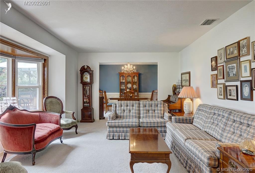 781 NE Town, Jensen Beach, FL, 34957
