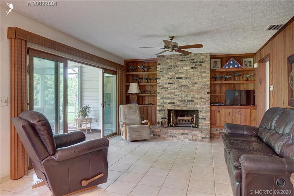 781 NE Town, Jensen Beach, FL, 34957