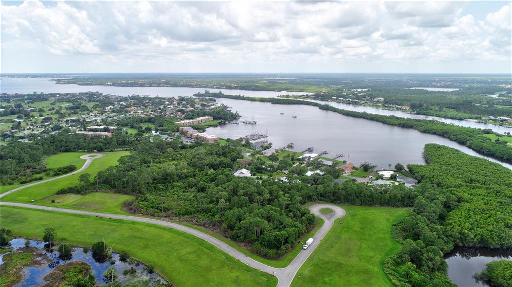 176 SE Via Bisento, Port Saint Lucie, FL, 34952