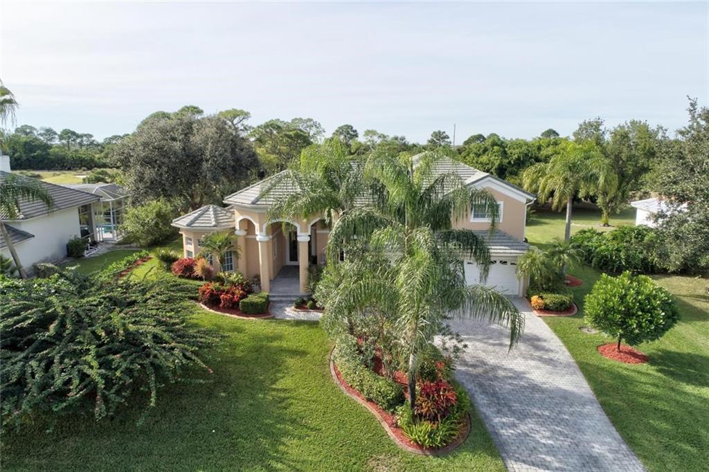 595 SW Squire Johns, Palm City, FL