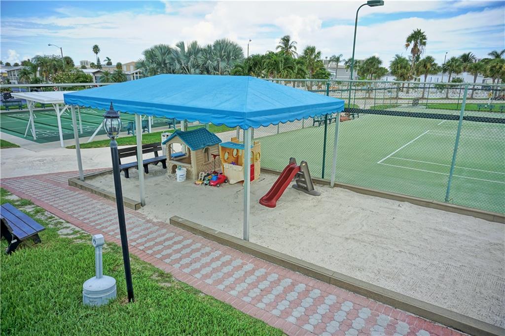 949 Nettles, Jensen Beach, FL, 34957