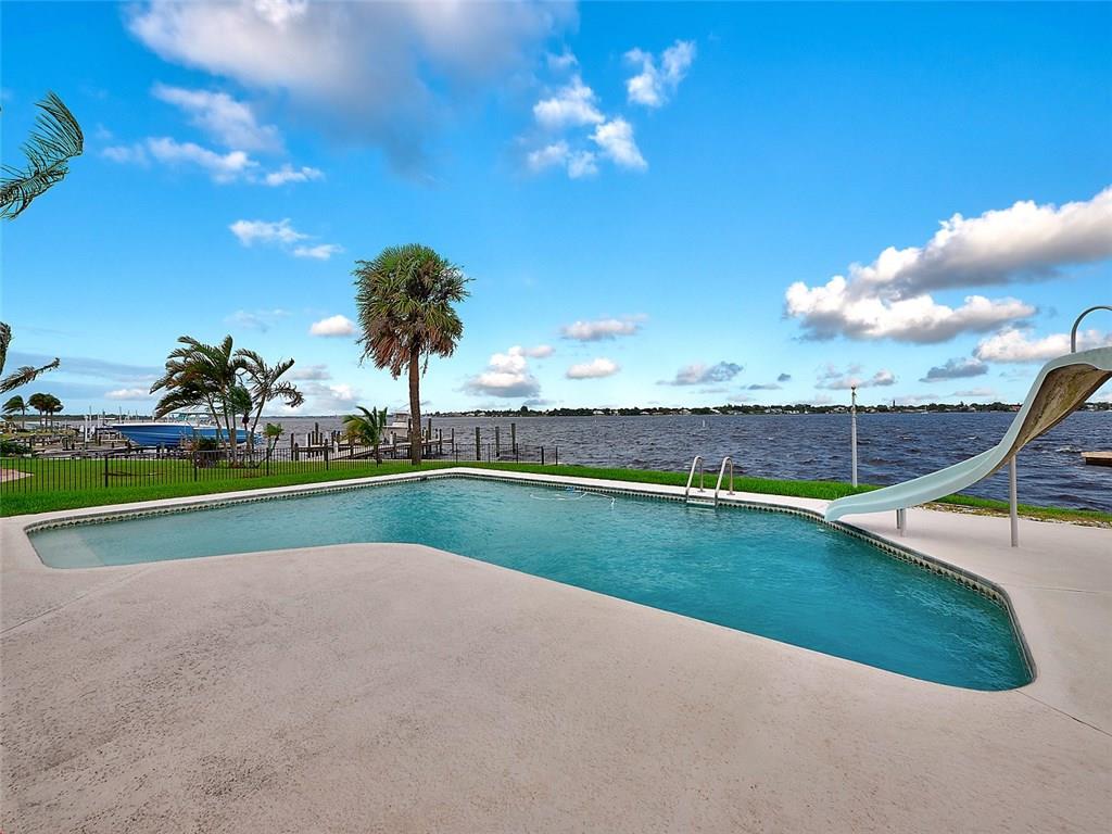 26 SW Riverway, Palm City, FL, 34990