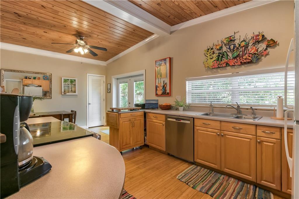 2475 NE Dixie, Jensen Beach, FL, 34957