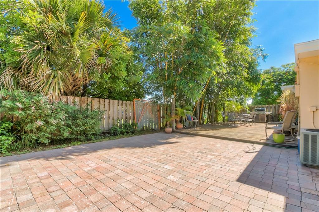 2475 NE Dixie, Jensen Beach, FL, 34957