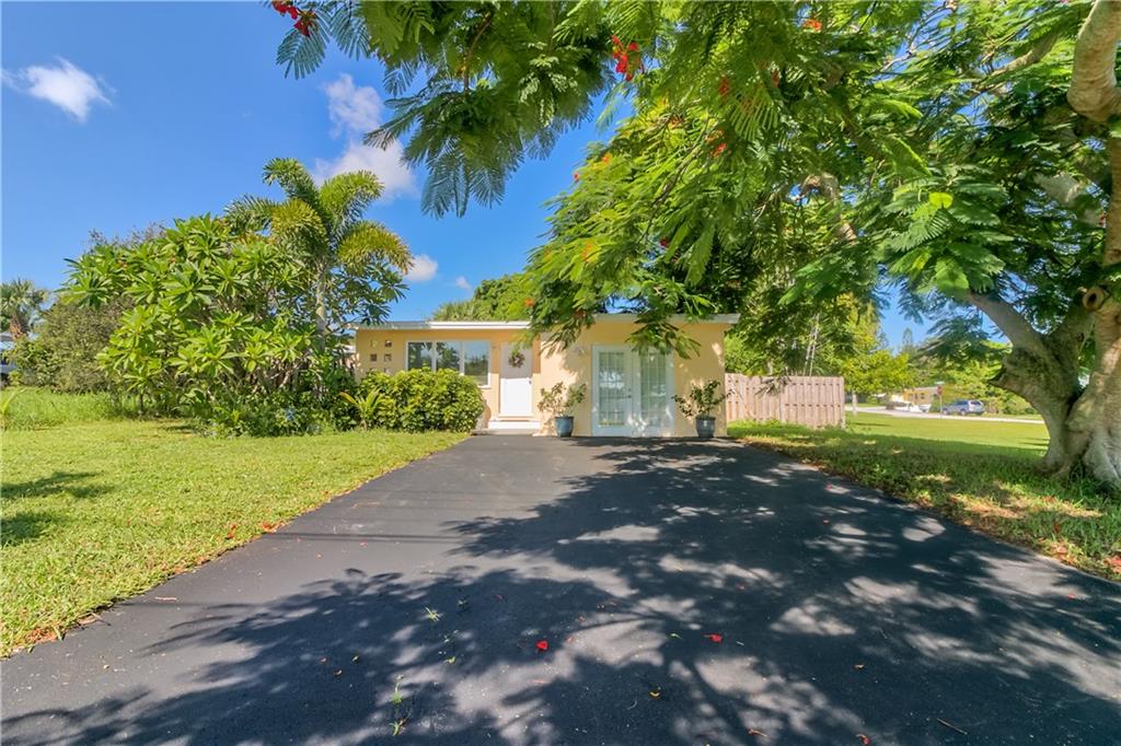 2475 NE Dixie, Jensen Beach, FL, 34957