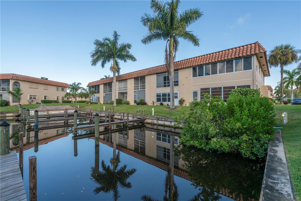 De La Bahia Condo Homes for Sale and Real Estate in Stuart, Florida