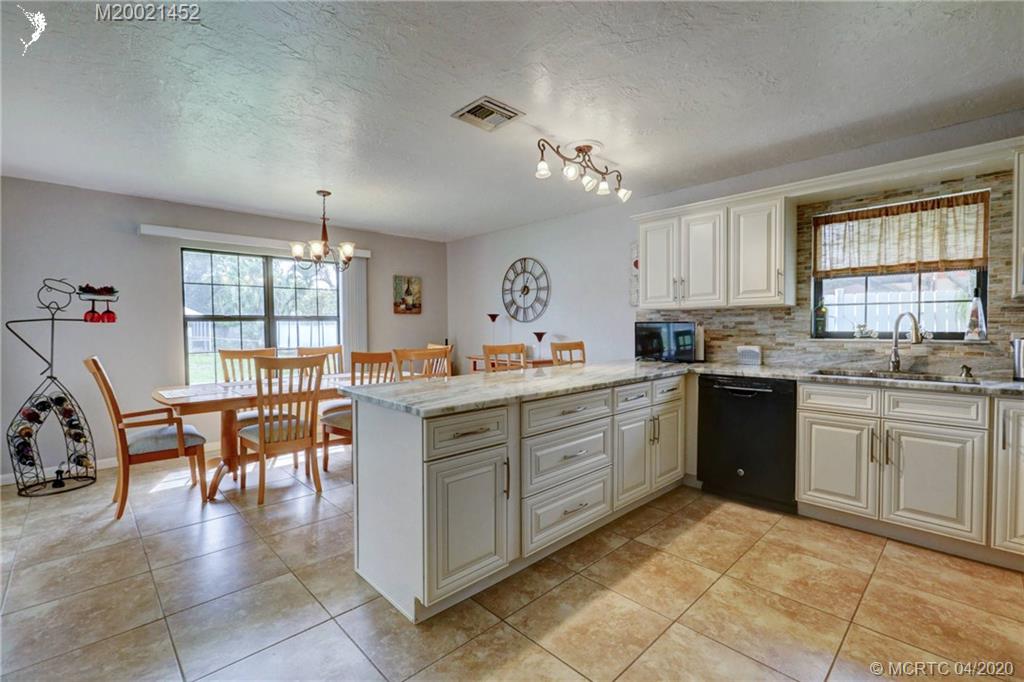 1020 NE Zebrina Senda, Jensen Beach, FL, 34957
