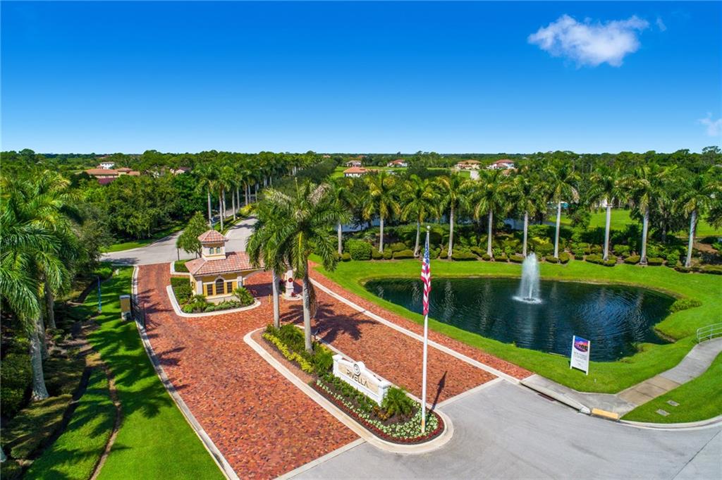 218 SE Fiora Bello, Port Saint Lucie, FL, 34952