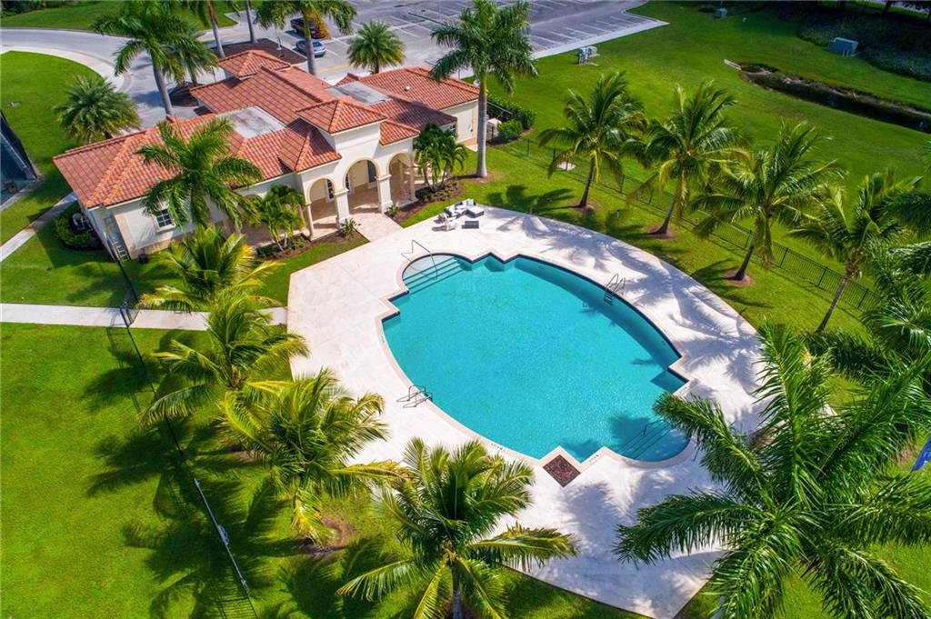 218 SE Fiora Bello, Port Saint Lucie, FL, 34952