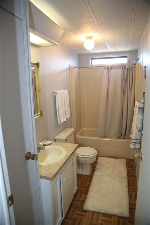 25 Ecuador, Port Saint Lucie, FL, 34952