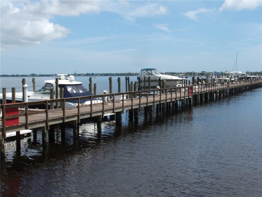 326 SW Harbor View, Palm City, FL, 34990