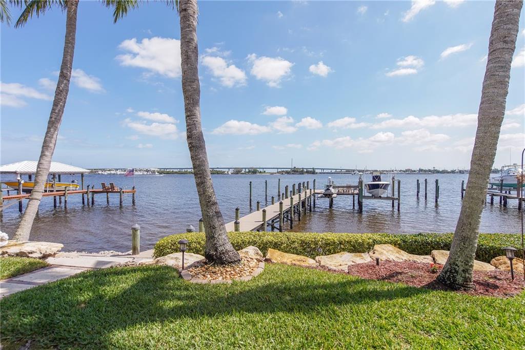 1290 SW Dyer Point, Palm City, FL, 34990