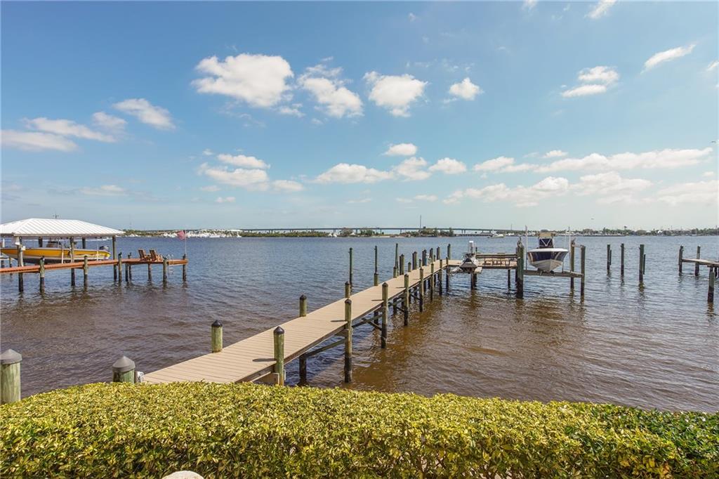1290 SW Dyer Point, Palm City, FL, 34990