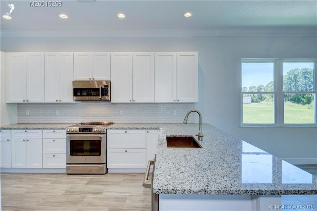 251 SE Via Bisento, Port Saint Lucie, FL, 34952