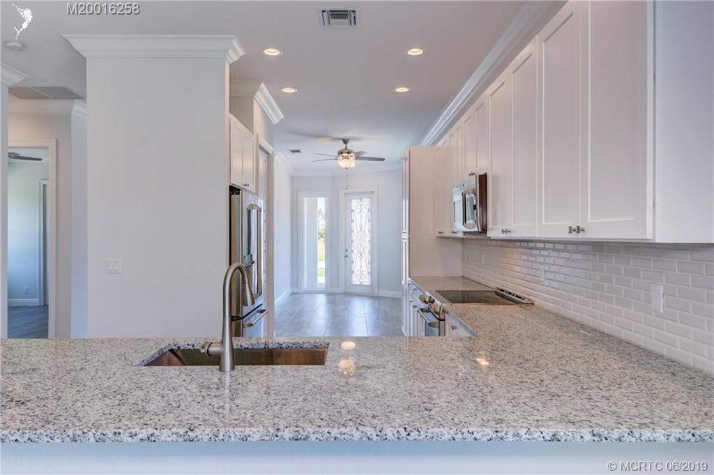 251 SE Via Bisento, Port Saint Lucie, FL, 34952