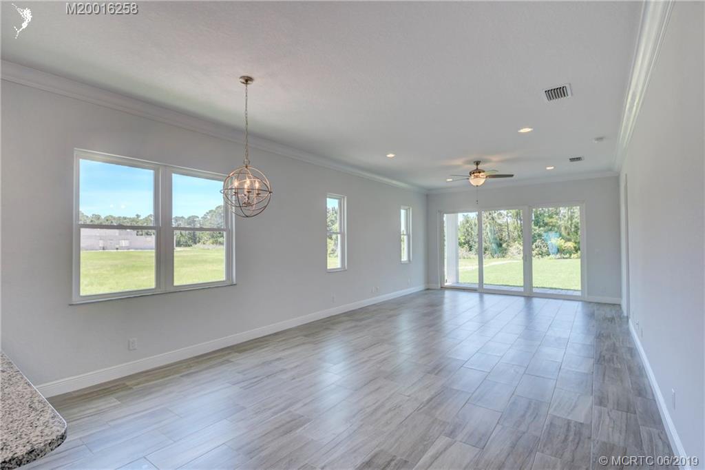 251 SE Via Bisento, Port Saint Lucie, FL, 34952