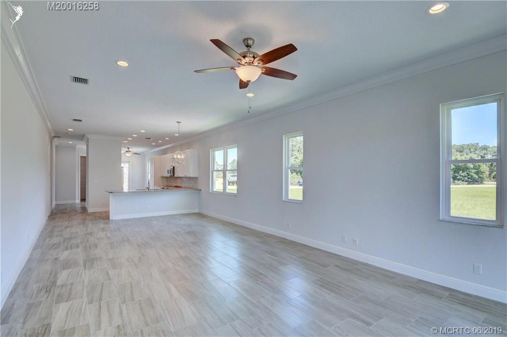 251 SE Via Bisento, Port Saint Lucie, FL, 34952