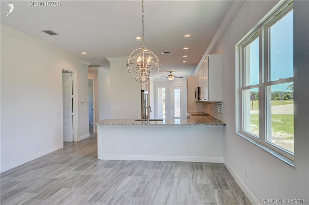 251 SE Via Bisento, Port Saint Lucie, FL, 34952