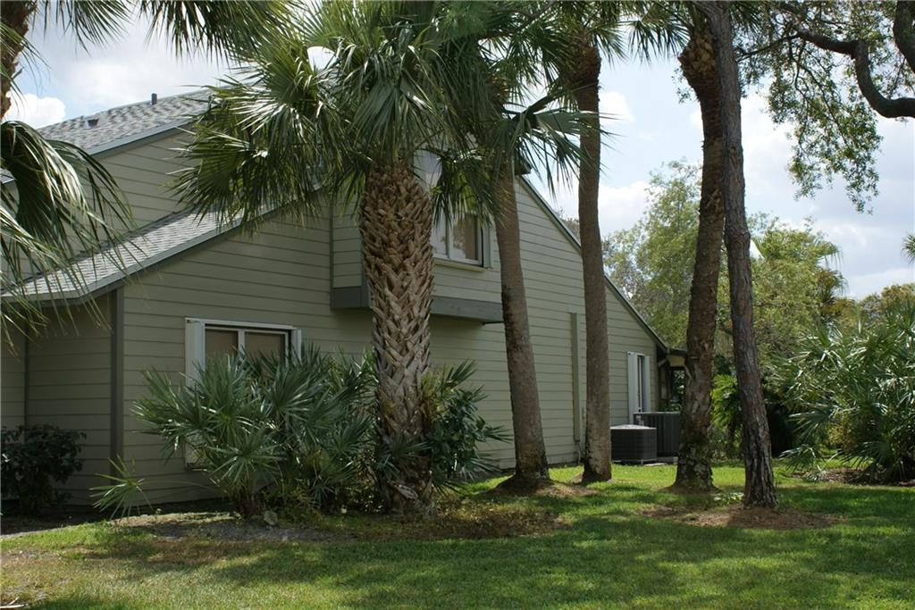 890 NE Sandalwood, Jensen Beach, FL, 34957