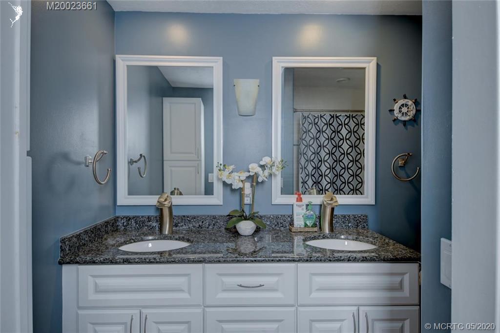927 SW Woodcreek, Palm City, FL, 34990