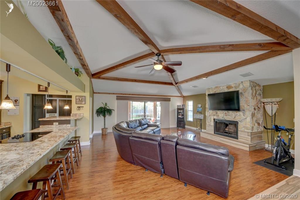 927 SW Woodcreek, Palm City, FL, 34990