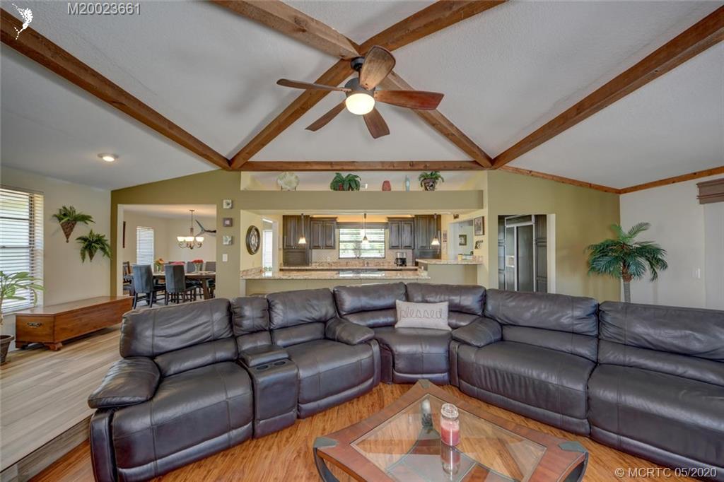 927 SW Woodcreek, Palm City, FL, 34990