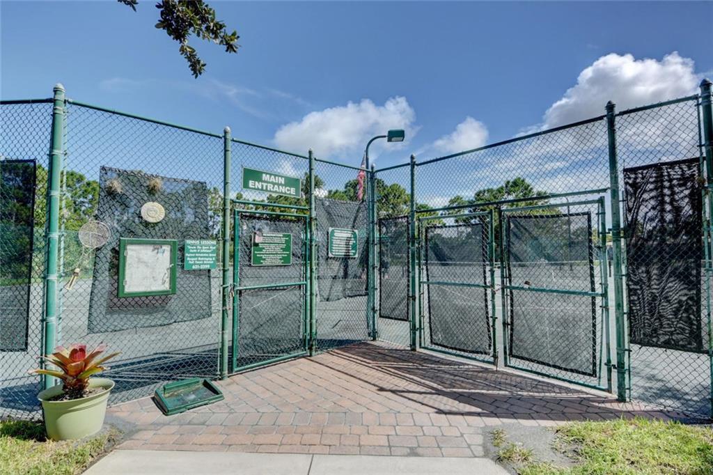 4475 NW Wandering Oak, Jensen Beach, FL, 34957