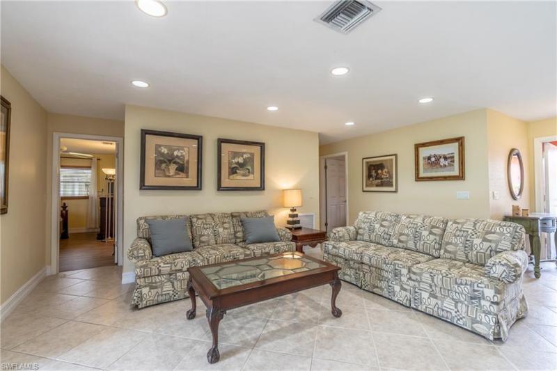 4570 Eagle Key CIR gallery image #19