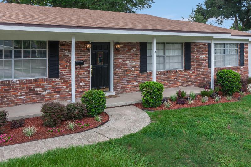 Property ID 896217