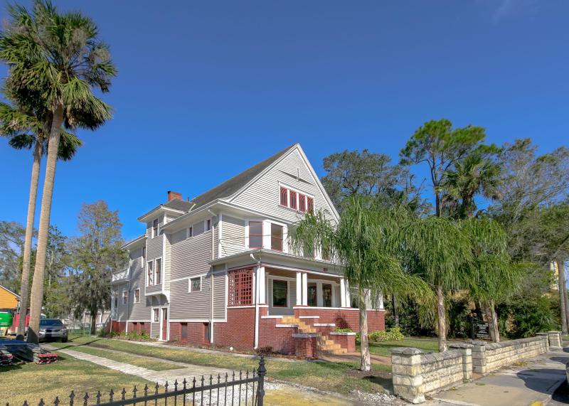 Property ID 916886