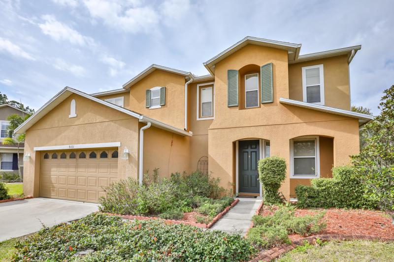 9101 KENTUCKY DAY CT gallery image #2