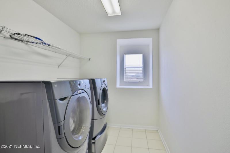 9101 KENTUCKY DAY CT gallery image #9