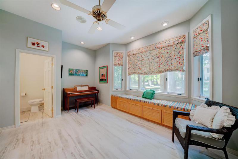 11572 Mandarin Forest Drive gallery image #31