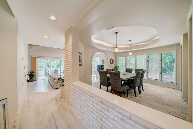 11572 Mandarin Forest Drive gallery image #9