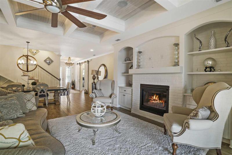 12166 Calumet Farm Dr gallery image #10