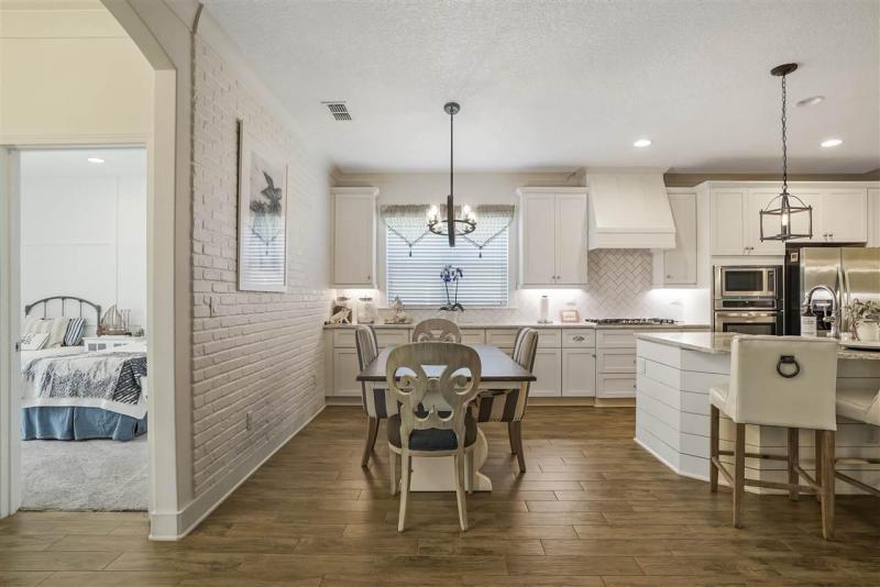 12166 Calumet Farm Dr gallery image #11