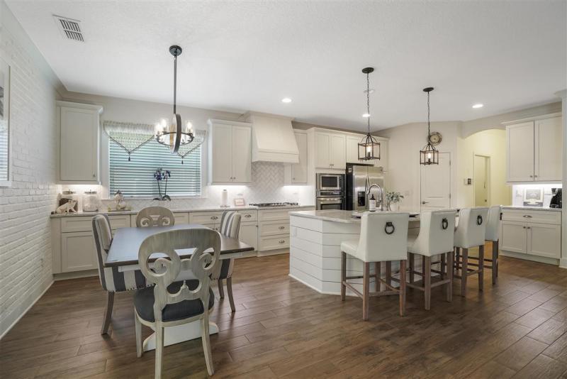 12166 Calumet Farm Dr gallery image #12