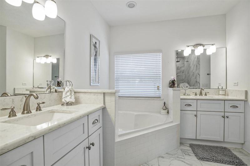 12166 Calumet Farm Dr gallery image #28