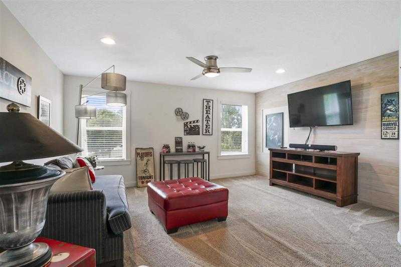 12166 Calumet Farm Dr gallery image #43